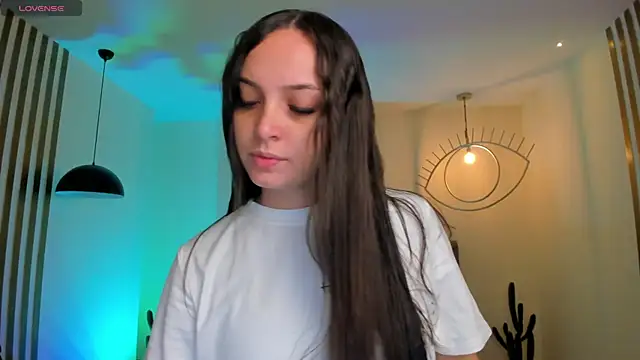 AliceHarper  online show from 17, 12, 2025