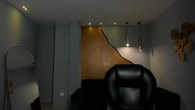 AliceHarper  online show from 20, 4, 2026