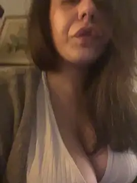 holyeroticss online show from 9, 9, 2025