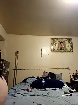 PhatAss Kummmilla online show from 8, 9, 2025