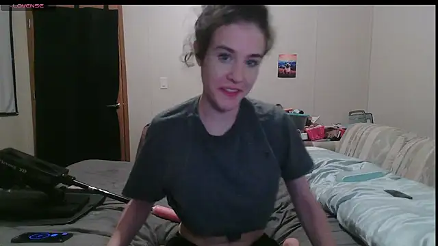 rileyyb  online show from 6, 8, 2026