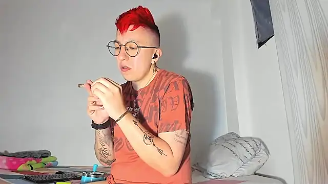 Sexyboy 666 online show from 19, 12, 2025