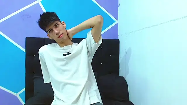 jhony-sex online show from 11, 12, 2024