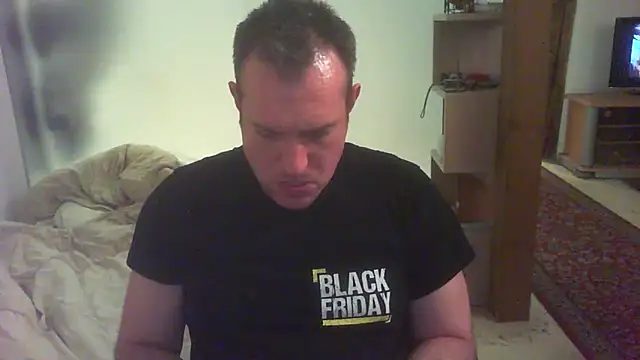 Snapshot of Mike_12hot chatting on 20, 12, 2025 Mike 12hot online show from 20, 12, 2025