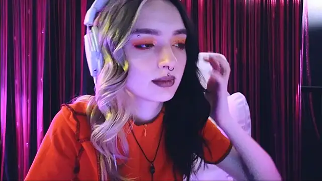 Snapshot of Avi_Nile chatting on 19, 3, 2025 Avi Nile online show from 19, 3, 2025