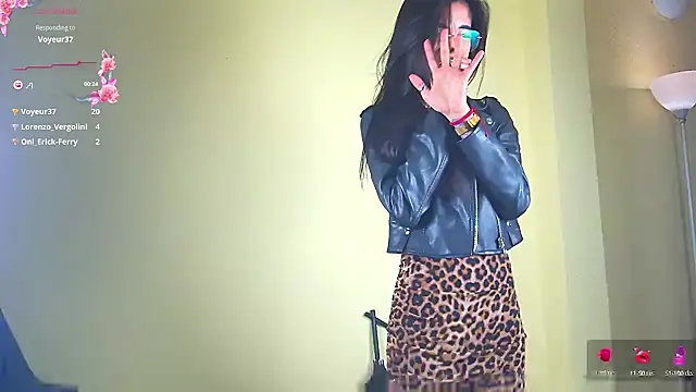 Snapshot of Finibondi chatting on 22, 1, 2025 Finibondi online show from 22, 1, 2025