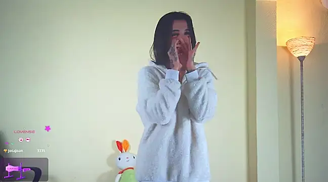 Snapshot of Finibondi chatting on 15, 3, 2025 Finibondi online show from 15, 3, 2025