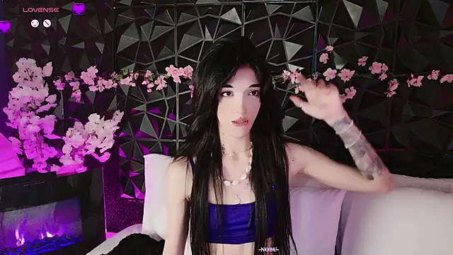 Snapshot of Finibondi chatting on 10, 9, 2025 Finibondi online show from 10, 9, 2025