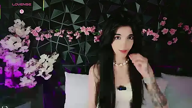 Snapshot of Finibondi chatting on 18, 9, 2025 Finibondi online show from 18, 9, 2025