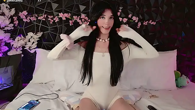 Snapshot of Finibondi chatting on 4, 10, 2025 Finibondi online show from 4, 10, 2025