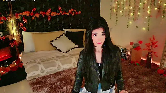 Snapshot of Finibondi chatting on 9, 11, 2025 Finibondi online show from 9, 11, 2025