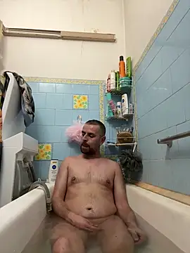 Snapshot of Huncutkuki chatting on 18, 12, 2024 Huncutkuki online show from 18, 12, 2024