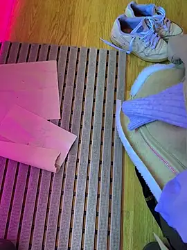 Snapshot of Huncutkuki chatting on 8, 1, 2025 Huncutkuki online show from 8, 1, 2025