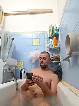 Snapshot of Huncutkuki chatting on 12, 2, 2025 Huncutkuki online show from 12, 2, 2025