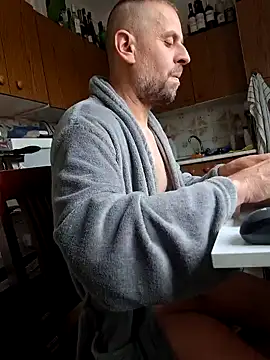 Snapshot of Huncutkuki chatting on 22, 3, 2025 Huncutkuki online show from 22, 3, 2025