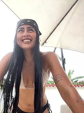 Alexandra duque online show from 16, 2, 2025