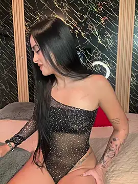 Alexandra duque online show from 11, 3, 2025