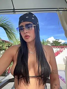 Alexandra duque online show from 26, 10, 2025