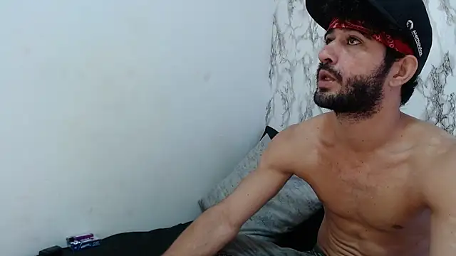 Moon and aaron online show from 3, 3, 2026