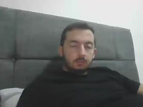 laynufff online show from 11, 10, 2025