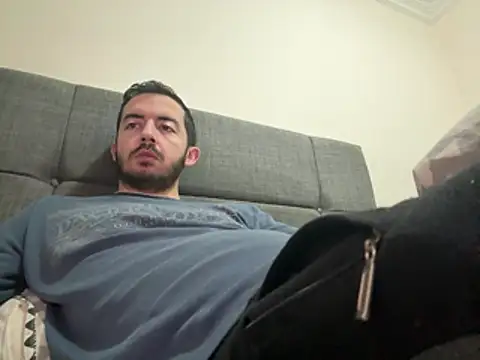 laynufff online show from 22, 4, 2026