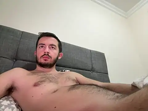 laynufff online show from 23, 4, 2026