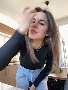 JuicyFruits93 online show from 3, 1, 2025