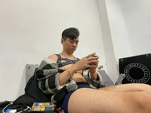 Snapshot of Adam_XDZ chatting on 4, 4, 2026 Adam XDZ online show from 4, 4, 2026