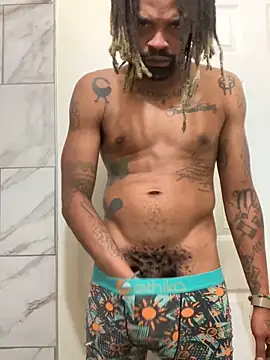 Snapshot of 1BeautyN1Beast chatting on 5, 12, 2024 1BeautyN1Beast online show from 5, 12, 2024