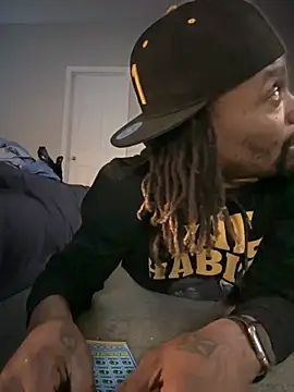 Snapshot of 1BeautyN1Beast chatting on 27, 11, 2025 1BeautyN1Beast online show from 27, 11, 2025