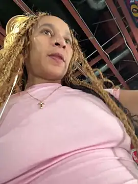 Shuggabutt online show from 20, 9, 2025