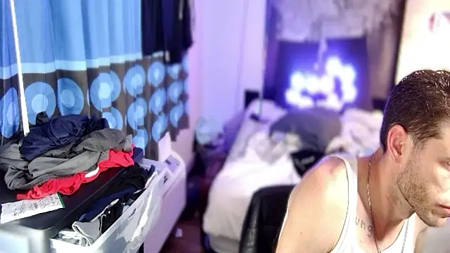 savageconfidence online show from 27, 4, 2026