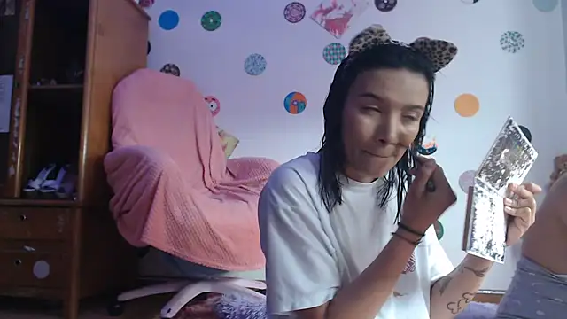 Snapshot of Yaumiko chatting on 6, 3, 2025 Yaumiko online show from 6, 3, 2025