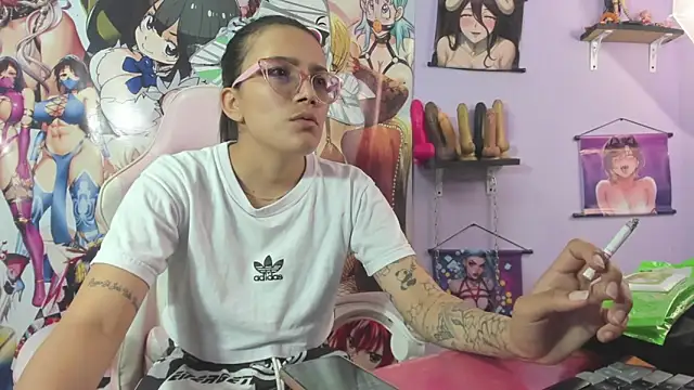 Snapshot of Yaumiko chatting on 30, 10, 2025 Yaumiko online show from 30, 10, 2025