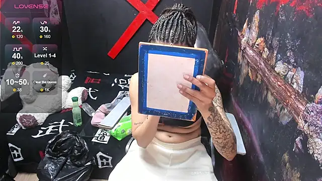 Snapshot of Yaumiko chatting on 28, 11, 2025 Yaumiko online show from 28, 11, 2025