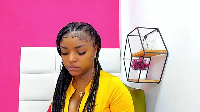 Snapshot of malu_horny_69 chatting on 2, 12, 2024 malu horny 69 online show from 2, 12, 2024