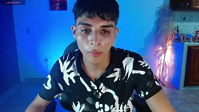 justin alexxx online show from 29, 1, 2025