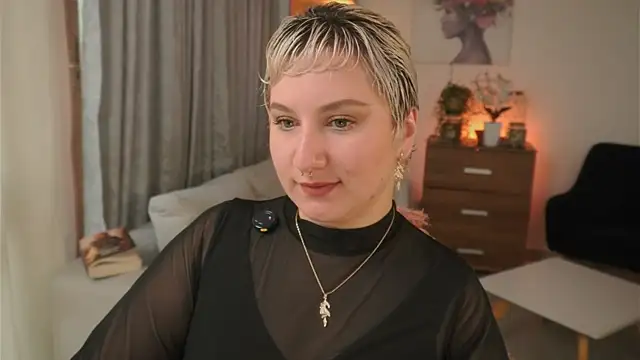 Ximenna Cruz online show from 13, 1, 2026