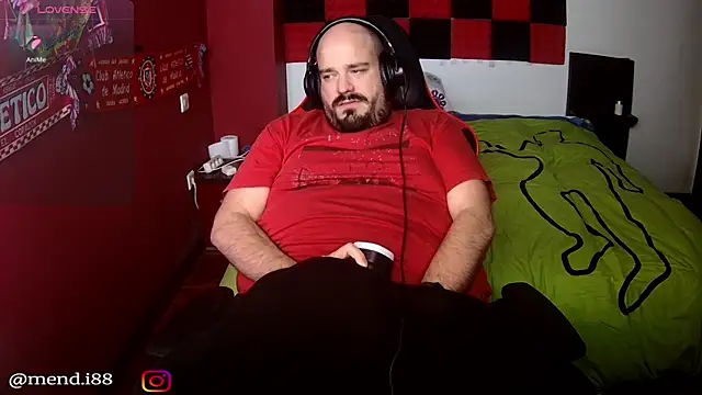 menditeta1 online show from 15, 12, 2025