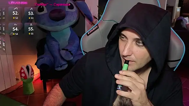 Snapshot of Gil_gamesh90 chatting on 1, 11, 2025 Gil gamesh90 online show from 1, 11, 2025