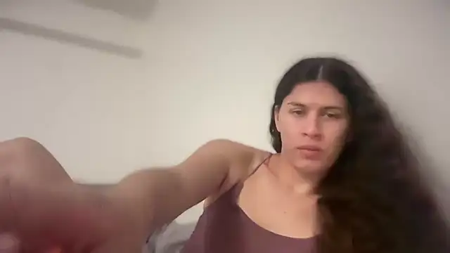 Snapshot of JaxcyVelez chatting on 7, 10, 2025 JaxcyVelez online show from 7, 10, 2025