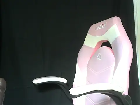 Snapshot of londynnvega chatting on 30, 3, 2026 londynnvega online show from 30, 3, 2026