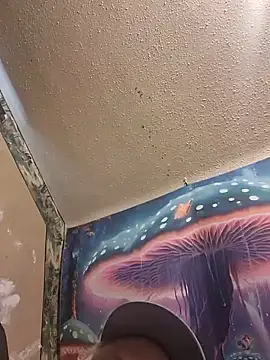 nuttinbuttcock69 online show from 19, 5, 2026