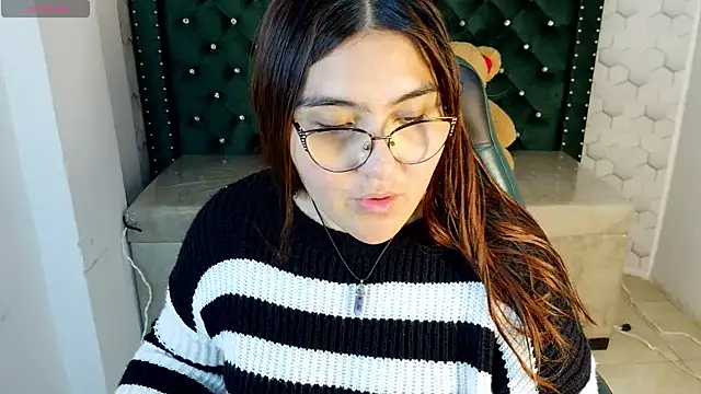 conniejames m online show from 28, 7, 2026