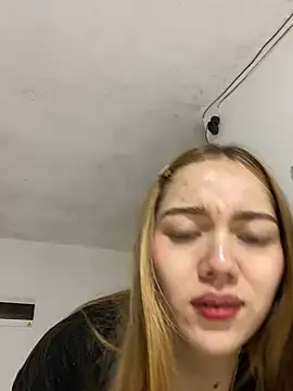 Snapshot of melody-dy chatting on 17, 1, 2025 melody-dy online show from 17, 1, 2025