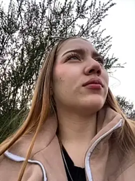 Snapshot of melody-dy chatting on 13, 3, 2025 melody-dy online show from 13, 3, 2025