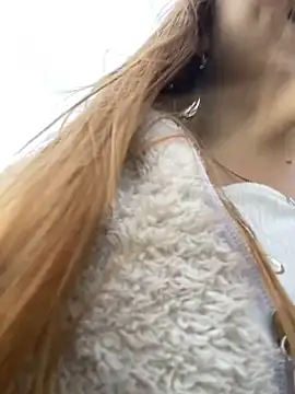 Snapshot of melody-dy chatting on 8, 9, 2025 melody-dy online show from 8, 9, 2025