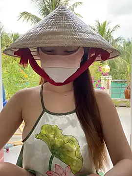 BabyThree  online show from 20, 10, 2025