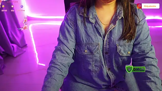 only aleesha online show from 18, 10, 2025