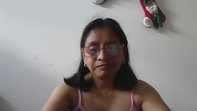 Snapshot of titssmall123 chatting on 11, 1, 2026 titssmall123 online show from 11, 1, 2026